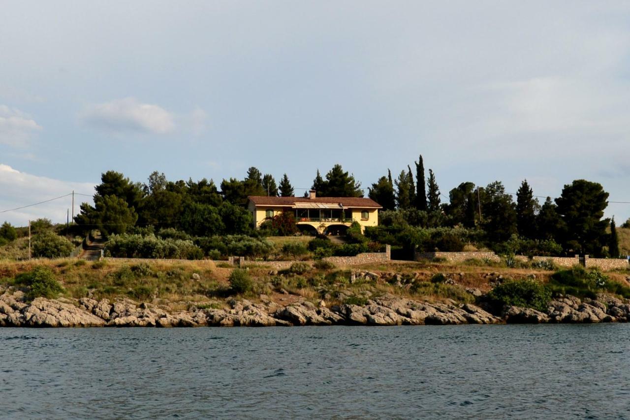 Aphrodite'S Coast Retreat House! Galaxídhion Kültér fotó
